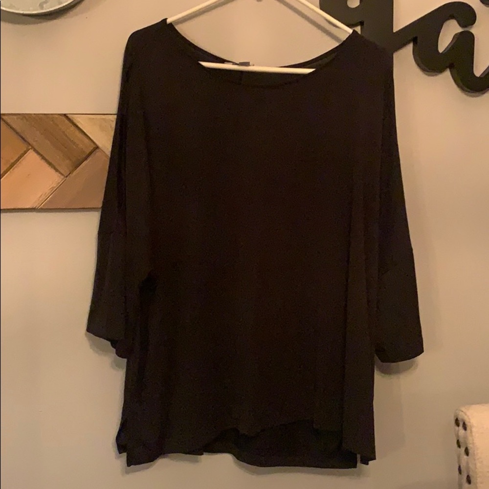 Nwot black cold shoulder shirt